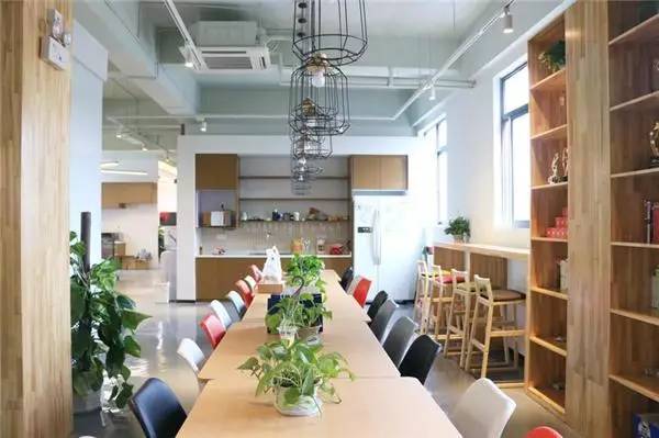 孵化器探訪 | 在3W COFFICE，體驗(yàn)共享辦公與企業(yè)服務(wù)的融合生態(tài)